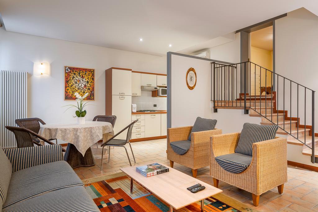 Palazzo Brando - Living Apartments Treviso Pokoj fotografie