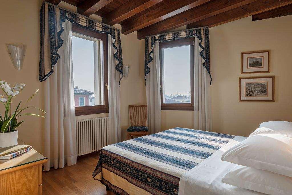 Palazzo Brando - Living Apartments Treviso Pokoj fotografie